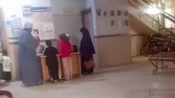 جدل في إطسا بسبب برطمانات عسل داخل الإدارة الصحية.. ما القصة؟ جدل في إطسا بسبب برطمانات عسل داخل الإدارة الصحية.. ما القصة؟