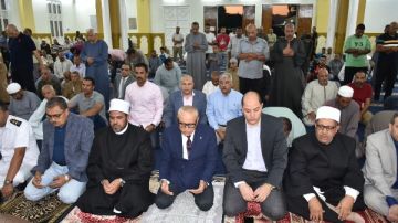 محافظ الأقصر يشهد احتفالية الأوقاف بذكرى المولد النبوي الشريف بمسجد السيد يوسف بالكرنك محافظ الأقصر يشهد احتفالية الأوقاف بذكرى المولد النبوي الشريف بمسجد السيد يوسف بالكرنك