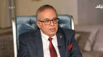 من العين إلى الكلى.. أسامة حمدي يحذر من مخاطر مرض السكري من العين إلى الكلى.. أسامة حمدي يحذر من مخاطر مرض السكري