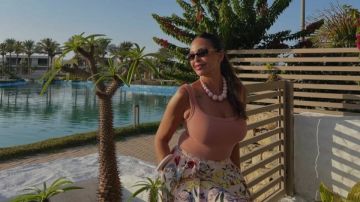 داليا البحيري تشارك جمهورها صورا من عطلتها الصيفية داليا البحيري تشارك جمهورها صورا من عطلتها الصيفية