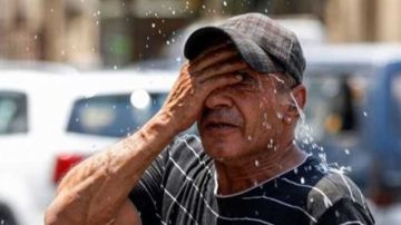 الأرصاد تحذر من طقس الغد.. وتكشف موعد انخفاض درجات الحرارة الأرصاد تحذر من طقس الغد.. وتكشف موعد انخفاض درجات الحرارة