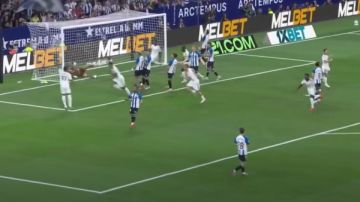 التعادل 1-1 يحسم الشوط الأول لمواجهة ريال مدريد وإسبانيول بالدوري الإنجليزي التعادل 1-1 يحسم الشوط الأول لمواجهة ريال مدريد وإسبانيول بالدوري الإنجليزي