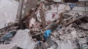 انهيار منزل في أسوان وإجلاء السكان انهيار منزل في أسوان وإجلاء السكان