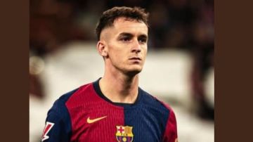 كاسادو بين البقاء والرحيل.. وبرشلونة ينتظر عرضا بـ40 مليون يورو كاسادو بين البقاء والرحيل.. وبرشلونة ينتظر عرضا بـ40 مليون يورو
