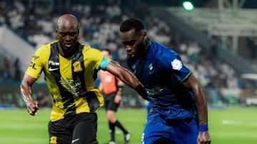 التعادل السلبي يحسم مواجهة الفتح والاتحاد في الدوري السعودي التعادل السلبي يحسم مواجهة الفتح والاتحاد في الدوري السعودي