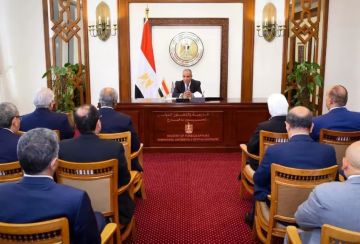 وزير الخارجية يلتقي رؤساء البعثات المصرية في الخارج وزير الخارجية يلتقي رؤساء البعثات المصرية في الخارج