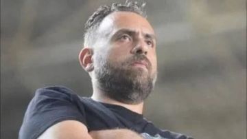 ناقد رياضي: الزمالك لن يتأثر برحيل جون إدوارد.. وأي مدير رياضي قادر على النجاح ناقد رياضي: الزمالك لن يتأثر برحيل جون إدوارد.. وأي مدير رياضي قادر على النجاح