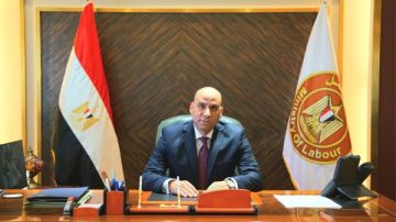 وزير العمل: الدولة تولي ملف حماية الأطفال أولوية اتساقا مع توجيهات الرئيس السيسي وزير العمل: الدولة تولي ملف حماية الأطفال أولوية اتساقا مع توجيهات الرئيس السيسي