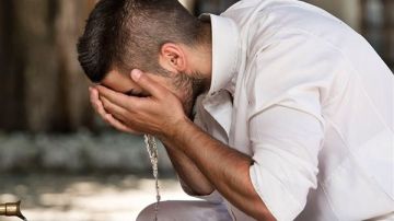 فضل النوم على وضوء.. سنة نبوية يغفل عنها كثيرون وثوابها عظيم فضل النوم على وضوء.. سنة نبوية يغفل عنها كثيرون وثوابها عظيم