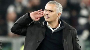 مورينيو يفتح النار: برشلونة يجب أن يهبط للدرجة الثانية.. ويكشف خليفة مودريتش في ريال مدريد