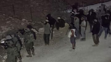 إصابات بين الفلسطينيين بالرصاص الحي خلال هجوم للمستوطنين شرق رام الله