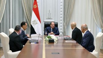رفعت فياض: اهتمام رئاسي كبير بالتعليم.. وتوجيهات بحوكمة المصروفات الدراسية رفعت فياض: اهتمام رئاسي كبير بالتعليم.. وتوجيهات بحوكمة المصروفات الدراسية