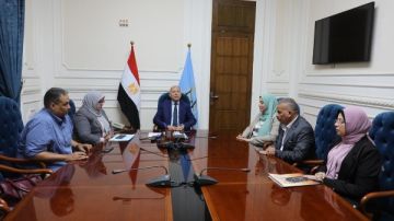 محافظ القاهرة يطالب رؤساء الأحياء الجدد بالتواجد الميدانى الدائم