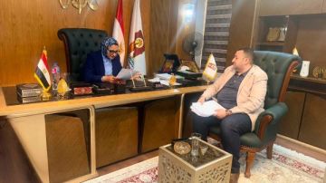 أخبار الوادي الجديد المحافظ تلتقي أعضاء النواب والشيوخ.. والنائب يشارك بورشة عمل تطوير نظم عمل الإدارة المحلية أخبار الوادي الجديد المحافظ تلتقي أعضاء النواب والشيوخ.. والنائب يشارك بورشة عمل تطوير نظم عمل الإدارة المحلية