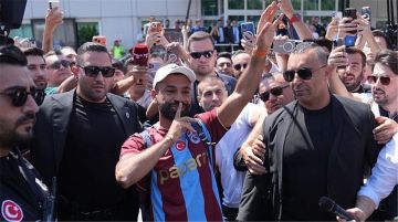 سحر محمد صلاح يغزو العالم.. إذاعة مباريات طرابزون سبور في 40 دولة