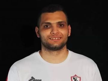 محمد عادل دولا يفسخ تعاقده مع الزمالك بسبب أزمة المستحقات محمد عادل دولا يفسخ تعاقده مع الزمالك بسبب أزمة المستحقات