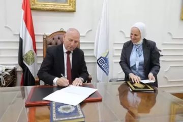 محافظ القاهرة يخفض تنسيق القبول بالثانوي العام إلى 217 درجة محافظ القاهرة يخفض تنسيق القبول بالثانوي العام إلى 217 درجة