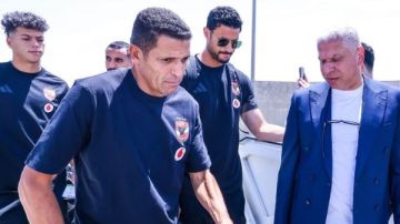 بعثة الأهلي تغادر إلى إسبانيا لبدء معسكر الإعداد للموسم الجديد