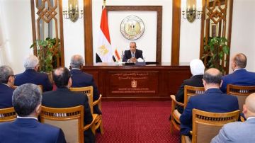 وزير الخارجية يؤكد أهمية مواصلة الدور الاقتصادي المتنامي للبعثات المصرية في الخارج