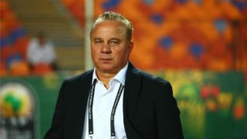 إعلامي: شوقي غريب لن يستمر في قيادة المنتخب الأولمبي