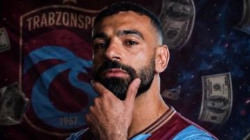 لماذا اختار محمد صلاح طرابزون؟.. ناقد رياضي يجيب بـ9 نقاط لماذا اختار محمد صلاح طرابزون؟.. ناقد رياضي يجيب بـ9 نقاط