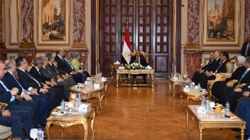 رئيس الشيوخ يؤكد على تعزيز التعاون والتنسيق مع وزارة الخارجية والسفراء الجدد صور رئيس الشيوخ يؤكد على تعزيز التعاون والتنسيق مع وزارة الخارجية والسفراء الجدد صور
