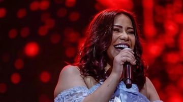 شيرين تكسب.. حفلات يالا ساحل تشتعل غنائيا شيرين تكسب.. حفلات يالا ساحل تشتعل غنائيا