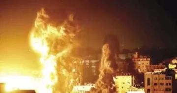 نشوب حريق في محلات بمدينة قوص بقنا نشوب حريق في محلات بمدينة قوص بقنا