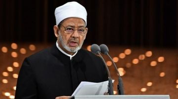 الرحمة في زمن الصراعات.. قراءة في رسائل شيخ الأزهر بالمولد النبوي الرحمة في زمن الصراعات.. قراءة في رسائل شيخ الأزهر بالمولد النبوي