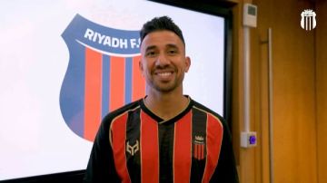 تريزيجيه يكشف سر رحيله عن الأهلي: مفيش سبب وأنا هفضل ابن النادي تريزيجيه يكشف سر رحيله عن الأهلي: مفيش سبب وأنا هفضل ابن النادي