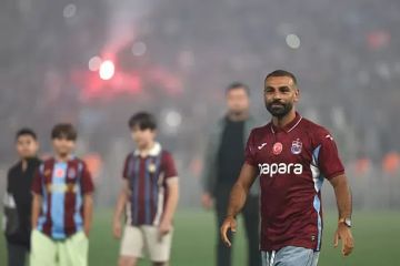 صلاح على مقاعد البدلاء في التشكيل المتوقع لطرابزون سبور أمام قاسم باشا صلاح على مقاعد البدلاء في التشكيل المتوقع لطرابزون سبور أمام قاسم باشا