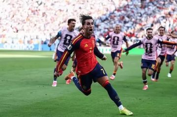 برشلونة يحسم موقفه من عرض باريس سان جيرمان لضم فيران توريس
