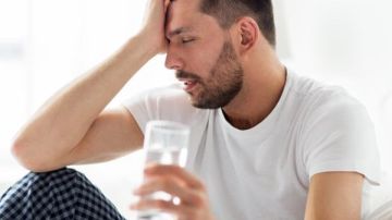 عادة بسيطة بنعملها كل ليلة.. قد تكون السبب وراء نومك المتقطع عادة بسيطة بنعملها كل ليلة.. قد تكون السبب وراء نومك المتقطع