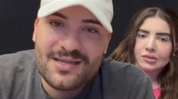 مسلم يعتذر للشعب الأردني بعد أزمة فيديو زوجته.. ماذا حدث؟ مسلم يعتذر للشعب الأردني بعد أزمة فيديو زوجته.. ماذا حدث؟