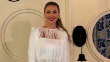 مي سليم تستعرض أناقتها بفستان لافت.. شاهد مي سليم تستعرض أناقتها بفستان لافت.. شاهد