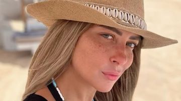 ريم مصطفى تخطف الأنظار على الشاطئ ريم مصطفى تخطف الأنظار على الشاطئ