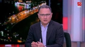 شريف عامر يفتح النار على نقيب الإعلاميين: لا تتدخل فيما لا يعنيك شريف عامر يفتح النار على نقيب الإعلاميين: لا تتدخل فيما لا يعنيك