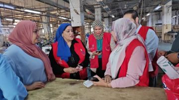 صحة الغربية تكثف جولات المتابعة الميدانية بالمحلة الكبرى.. وتقدم أكثر من 7000 خدمة طبية لعمال غزل المحلة صحة الغربية تكثف جولات المتابعة الميدانية بالمحلة الكبرى.. وتقدم أكثر من 7000 خدمة طبية لعمال غزل المحلة