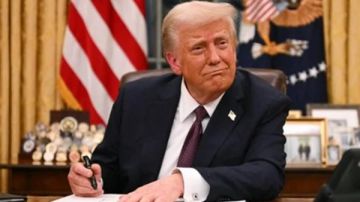لم يعد مضحكا .. مقدمو برامج الكوميديا الأمريكية يفقدون شغفهم بالسخرية من ترامب لم يعد مضحكا .. مقدمو برامج الكوميديا الأمريكية يفقدون شغفهم بالسخرية من ترامب