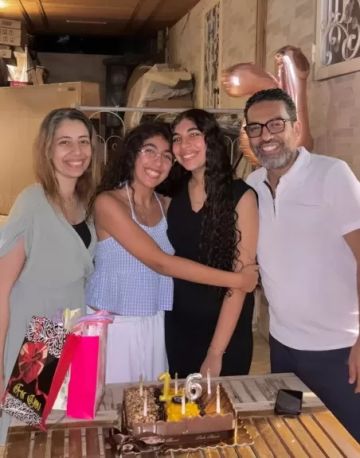 النيابة العامة: المتهم بقتل أسرة التجمع استدرج صديقه لمنطقة القطامية وأطلق 3 أعيرة تجاهه النيابة العامة: المتهم بقتل أسرة التجمع استدرج صديقه لمنطقة القطامية وأطلق 3 أعيرة تجاهه