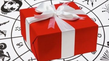 5 أبراج ترى الهدايا أفضل لغة للحب.. هل برجك بينها؟ 5 أبراج ترى الهدايا أفضل لغة للحب.. هل برجك بينها؟