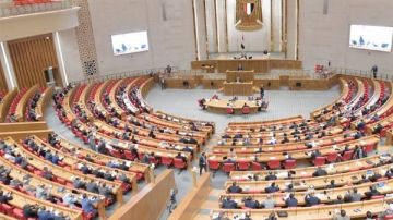 نائبان: البرنامج الوطني للتحول الاقتصادي يعزز الإنتاج والاستثمار ويدعم المواطن