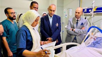 وكيل صحة الإسكندرية يتفقد سير العمل بمستشفى رأس التين وكيل صحة الإسكندرية يتفقد سير العمل بمستشفى رأس التين