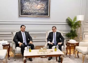 رئيس المخابرات العامة المصرية يلتقي نائب القائد العام للقوات المسلحة الليبية رئيس المخابرات العامة المصرية يلتقي نائب القائد العام للقوات المسلحة الليبية