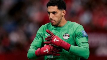 مصطفى شوبير يحلم بالاحتراف الأوروبي.. وعرض إيطالي مستمر مصطفى شوبير يحلم بالاحتراف الأوروبي.. وعرض إيطالي مستمر