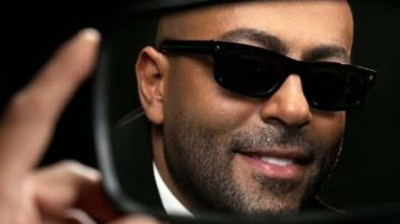 تامر عاشور يشعل أجواء العلمين.. الجمهور يردد كلمات تسلم بتفاعل استثنائي تامر عاشور يشعل أجواء العلمين.. الجمهور يردد كلمات تسلم بتفاعل استثنائي