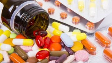 قرار إدراج ليبراكس ضمن أدوية الجدول يربك سوق الدواء.. ومطالب بمهلة للتنفيذ قرار إدراج ليبراكس ضمن أدوية الجدول يربك سوق الدواء.. ومطالب بمهلة للتنفيذ