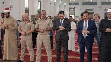محافظ بورسعيد يشهد احتفالية مديرية الأوقاف بالمولد النبوي الشريف بالمسجد العباسي محافظ بورسعيد يشهد احتفالية مديرية الأوقاف بالمولد النبوي الشريف بالمسجد العباسي