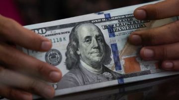 سعر الدولار الآن في البنك الأهلي المصري سعر الدولار الآن في البنك الأهلي المصري