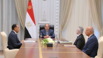 الرئيس السيسي يؤكد ضرورة مواصلة العمل على الارتقاء بالمنظومة القضائية الرئيس السيسي يؤكد ضرورة مواصلة العمل على الارتقاء بالمنظومة القضائية